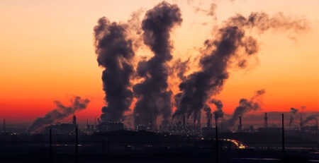inquinamento atmosferico industria emissioni gas